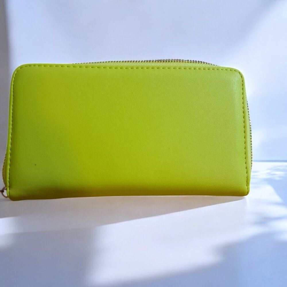 Steve Madden SLG-1100 Lemon / Green Bzippy Boxed Wallet NWT - Picture 8 of 10